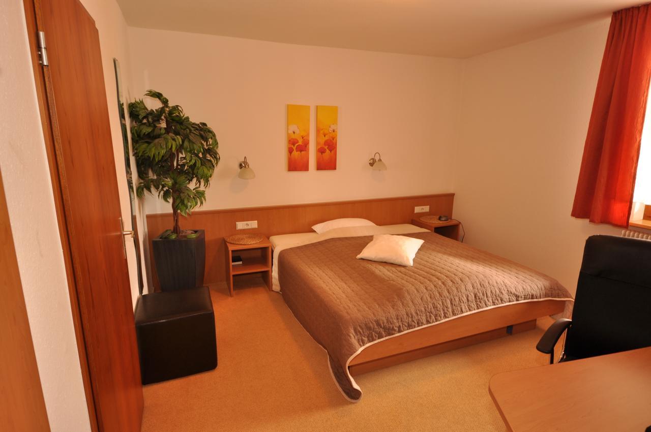 Landhotel Krone Alpirsbach Bagian luar foto