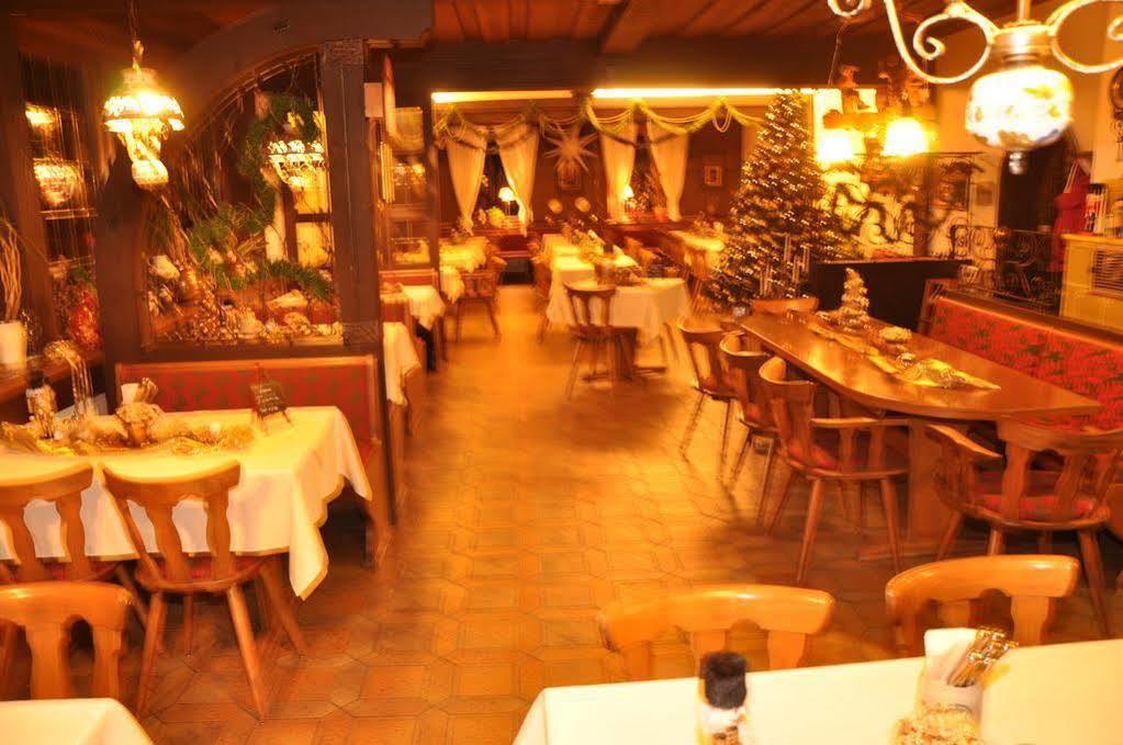 Landhotel Krone Alpirsbach Bagian luar foto